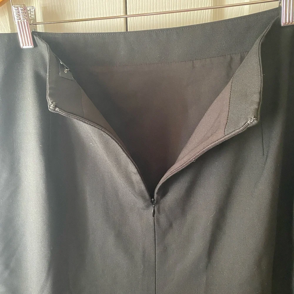 🆕 CLUB MONACO Borrem Black Wool Blend A-Line Skirt SZ 12